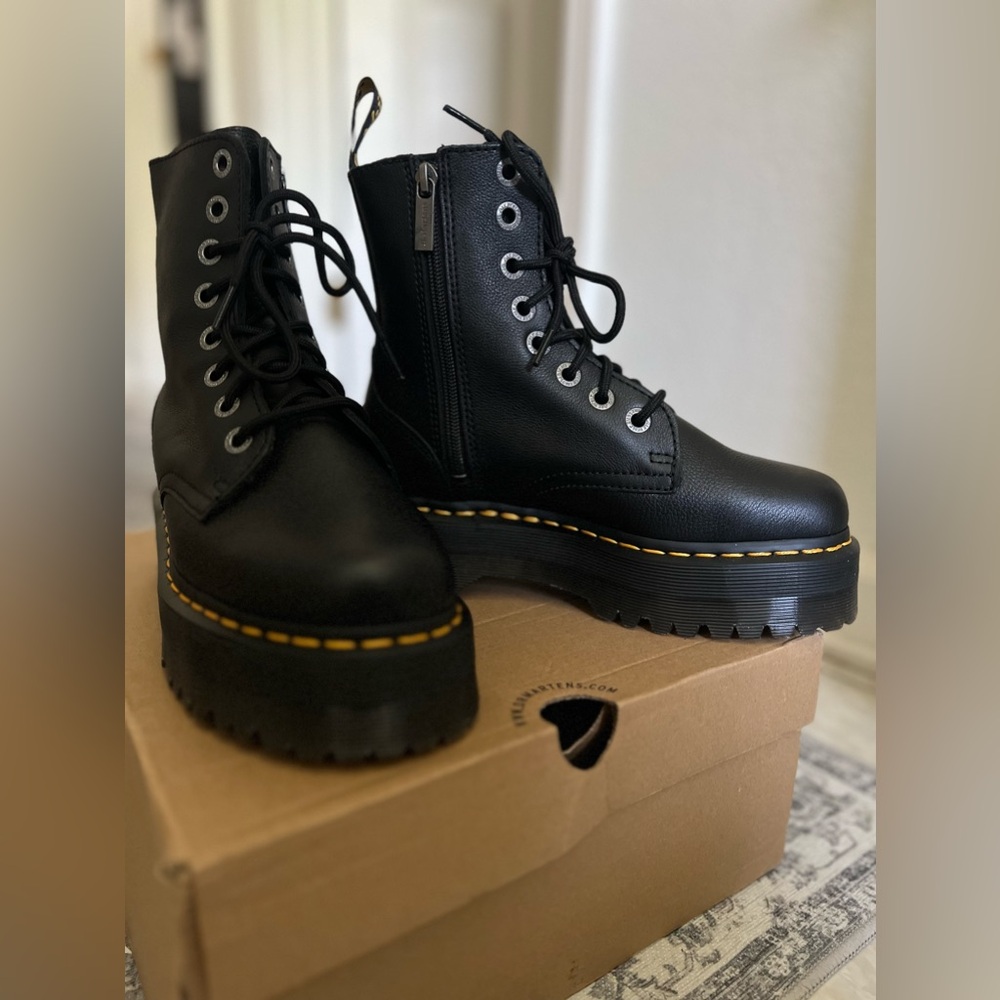 Dr. Martens Jadon Platform Boots